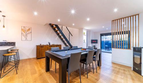 Two-Bedroom Apartment with Terrace