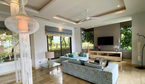 V24S - Sea View Villa (3BR)