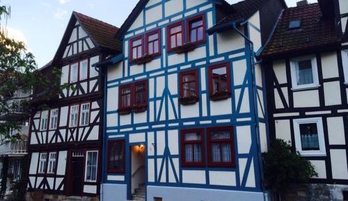 Three-Bedroom Deluxe Apartment