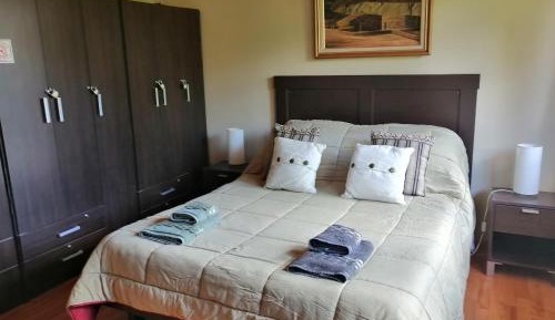 Deluxe Double Room with Shared Bathroom