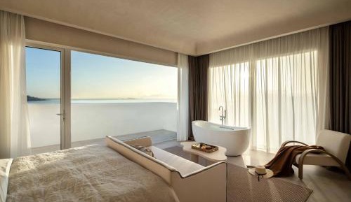 Double Room with Balcony (2 Adults + 1 Child)