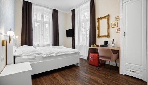 Double Room with Garden View