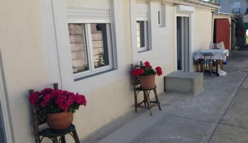 One-Bedroom Holiday Home
