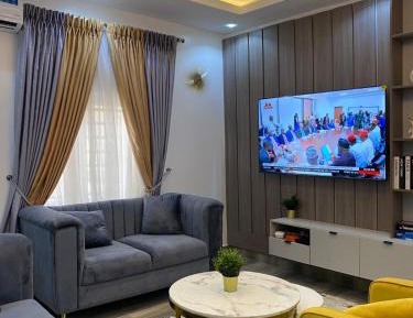 Three-Bedroom Apartment with Balcony