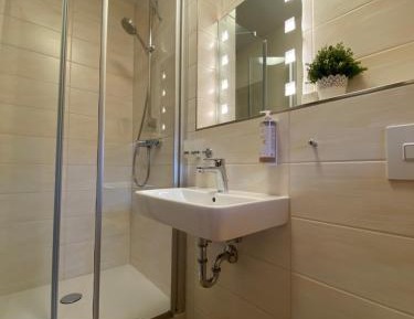 Triple Room with Shower