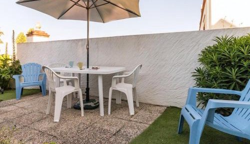 Holiday Home (2 adults)