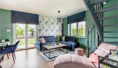 Three-Bedroom Holiday Home 