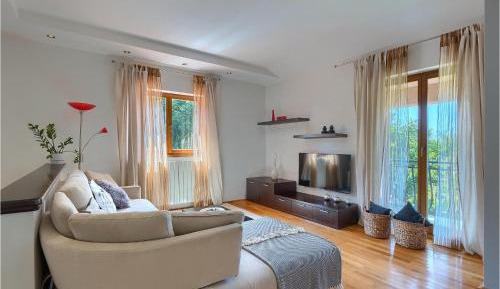 Four-Bedroom Holiday Home