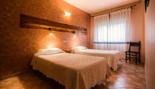 Double or Twin Room with Bathroom