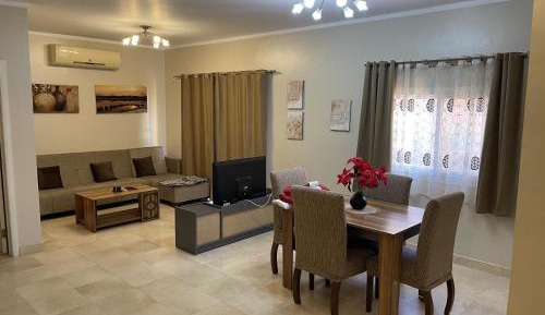 One-Bedroom Apartment - Non-Smoking