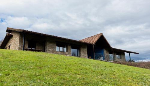 Three-Bedroom Superior Apartment