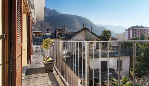 Superior One-Bedroom Apartment with Balcony