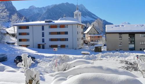One-Bedroom Apartment with Balcony