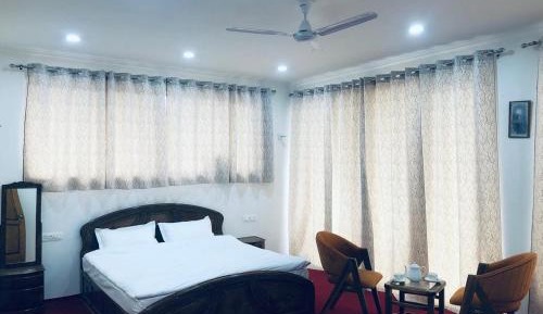 King Room with Lake View