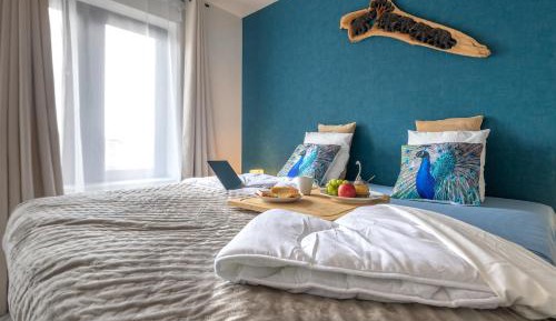 Three-Bedroom Superior Apartment