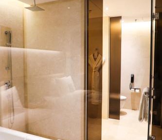 Club Deluxe Twin Room