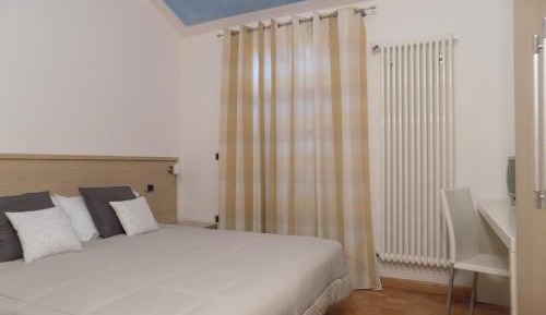 Double or Twin Room with Private Bathroom