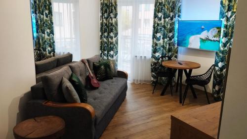 One-Bedroom Apartment with Balcony