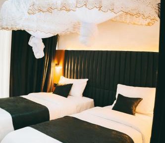 Twin Room with Balcony