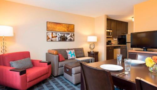 1 Bedroom Suite, 2 Queen, Sofa bed