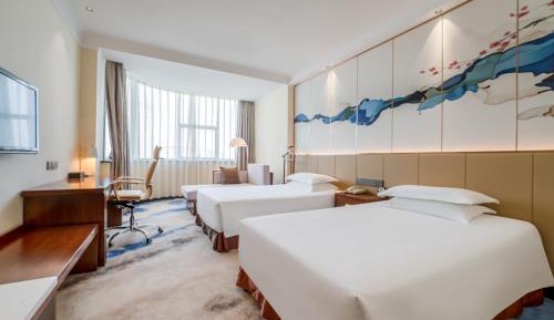 Twin Room with City View