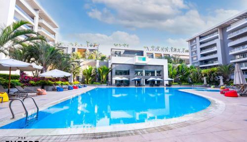 Four-Bedroom Deluxe Apartment