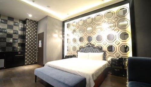 Double Room with Spa Bath