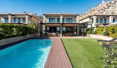 Villa with Sea View