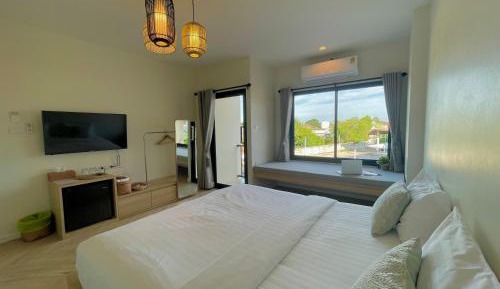 Deluxe King Room