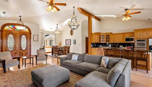 Four-Bedroom Vacation Home