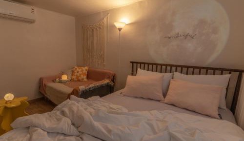 One-Bedroom Standard Apartment