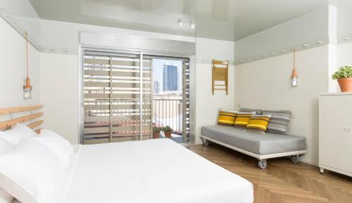 Superior king with balcony