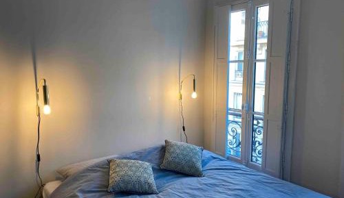 Superior One-Bedroom Apartment