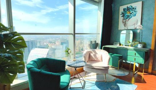 Apartment with City View