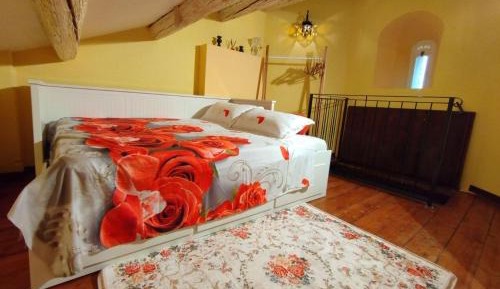 Double Room with Private External Bathroom