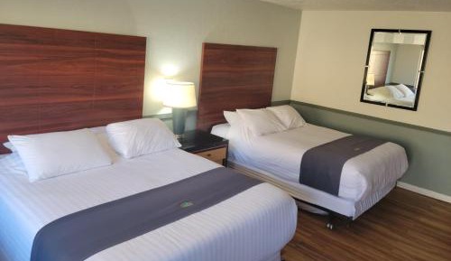 Pet Friendly with 2 Queen Beds