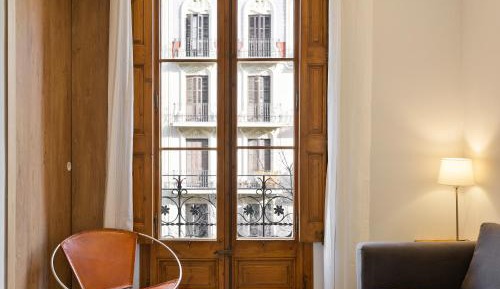 One-Bedroom Deluxe Apartment