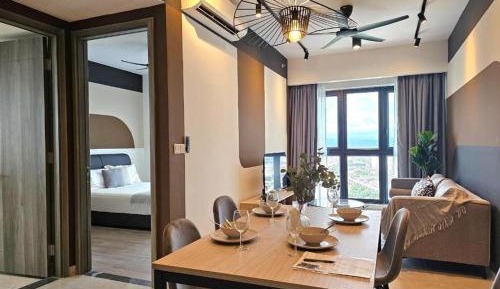 Apartment with City View