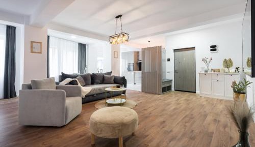 Two-Bedroom Deluxe Apartment