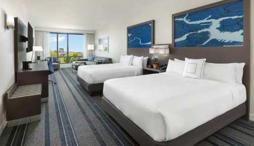 Executive Guest Room with Two Queen Beds and Sofa Bed