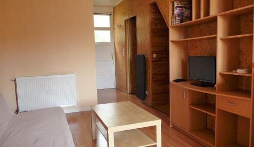 Apartment with Shower