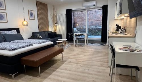 One-Bedroom Deluxe Apartment