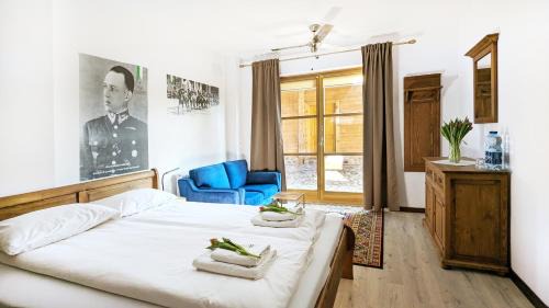 Double Room with Private Bathroom