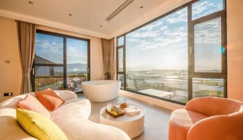 King Room with Balcony