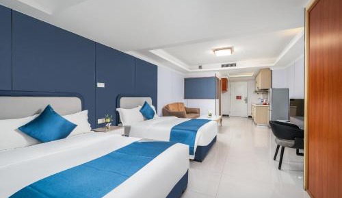 Deluxe Double Room with Shower
