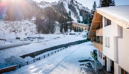 Superior Apartment with Balcony