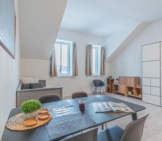 Apartment - Split Level
