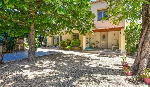 Two-Bedroom Holiday Home