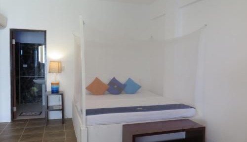 Deluxe Double Room with Balcony and Sea View