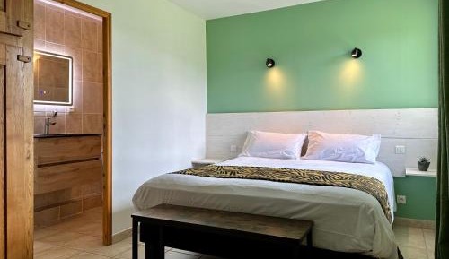 Triple Room with Mountain View